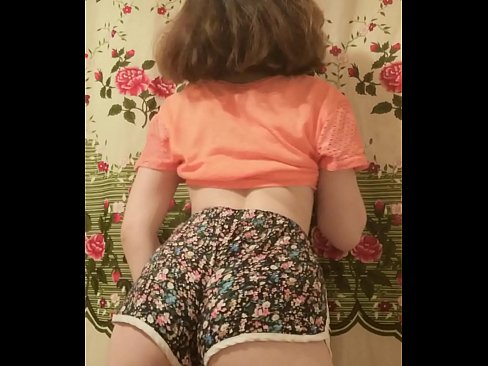 ❤️ سیکسی نوجوان بیب کیمرے پر اپنی شارٹس اتار رہی ہے۔ ہم پر ur.kenhdammy.top ❌️